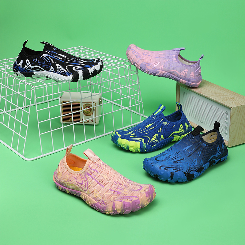 Boys Girls Aqua Shoes Kids Qui - Outdoor Adventure Girl のレビューと価格